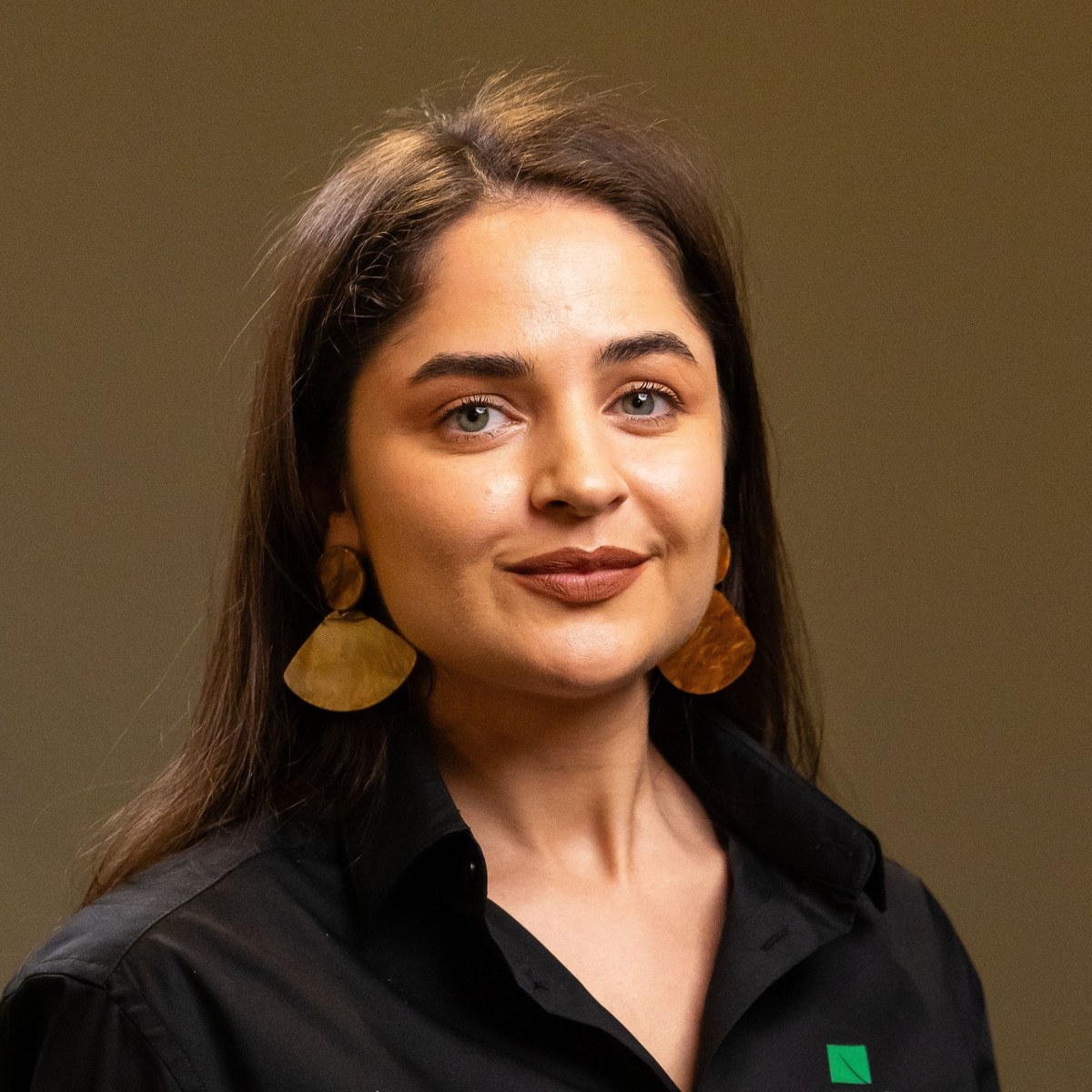 Aura Girlovan